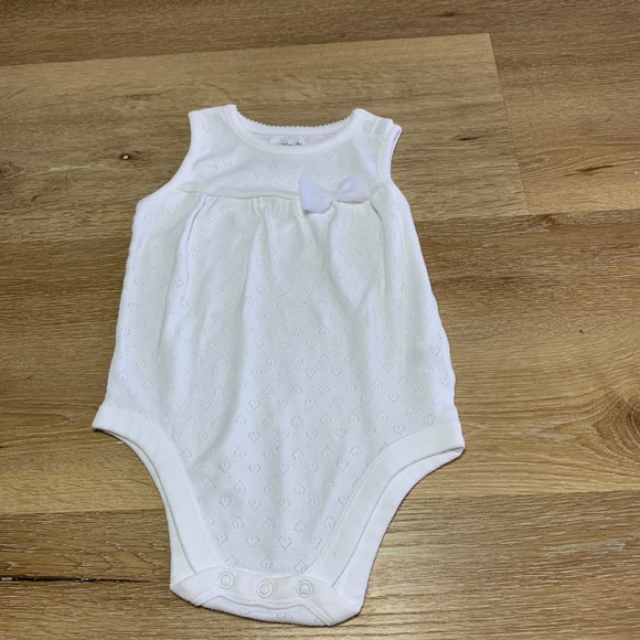 Set Of Pink Hat, White Onesie and Jeans Pants.18M - Picture 5 of 8